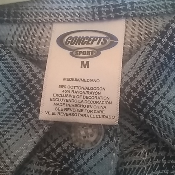 A Tar heels shirt - Picture 4 of 5